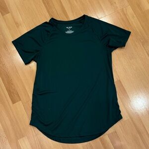 Tek Gear Women’s green Active Short Sleeve Top